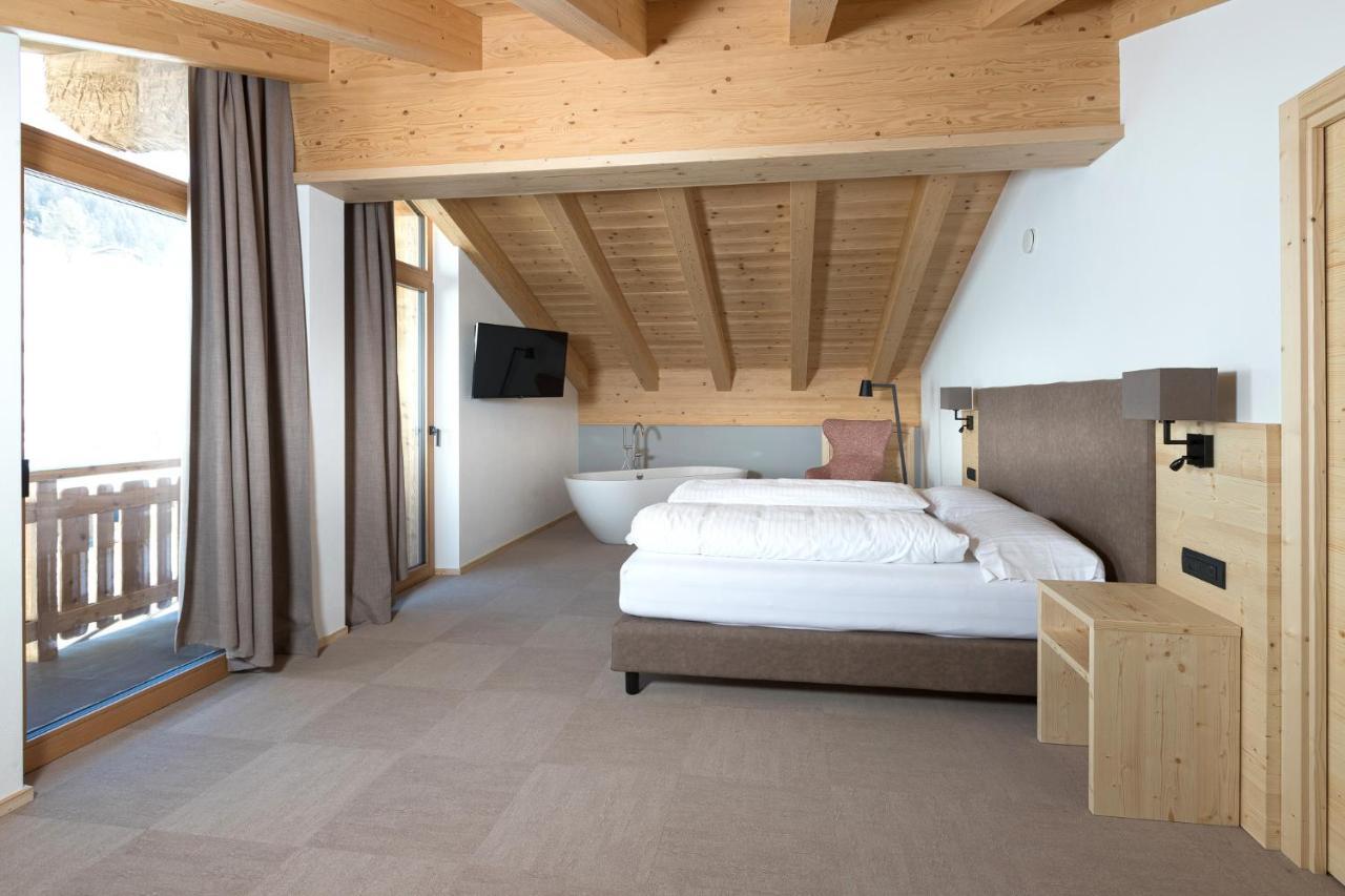 Hotel Li Anta Rossa Livigno Exterior foto